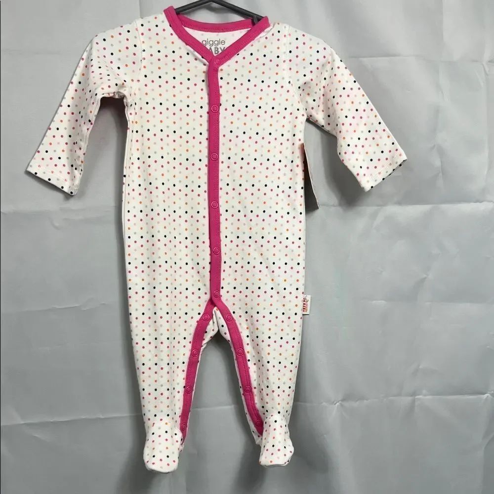 Giggle Baby Pink and white polkadot footie sleep and play cotton size 3-6 months